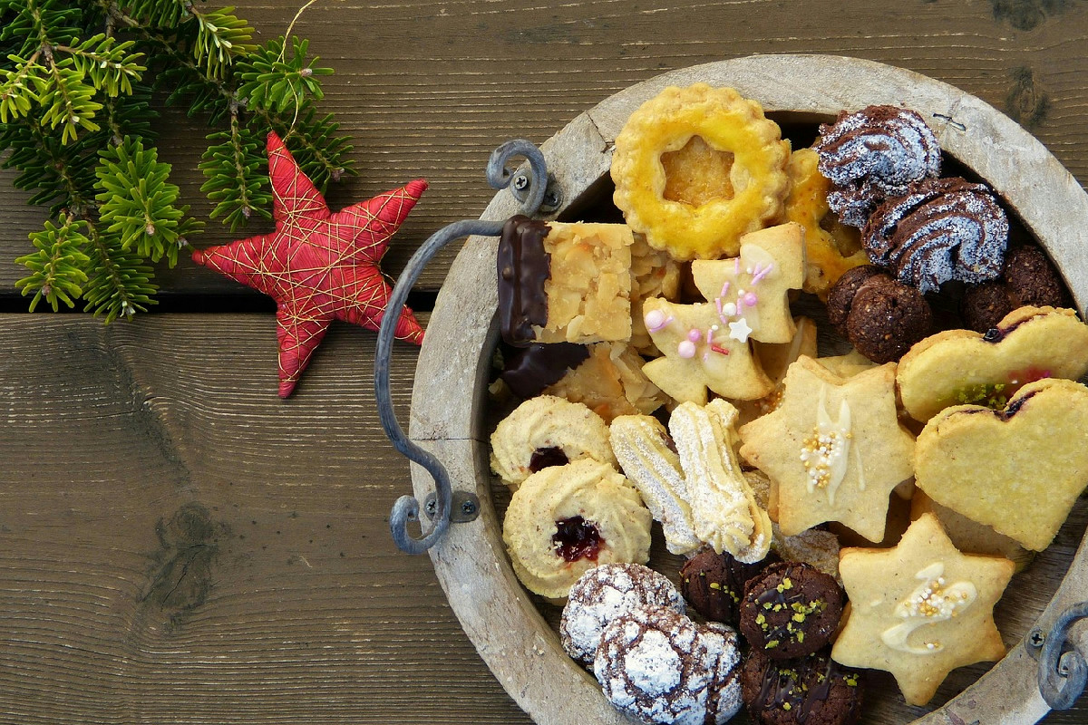 Frische Plätzchen bewahren: Tipps zur optimalen Haltbarkeit traditioneller Weihnachtsbäckerei